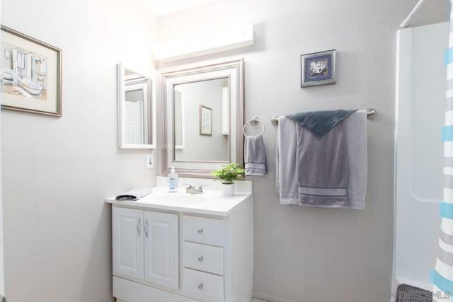 24643 Leafwood Dr, Murrieta, CA 92562