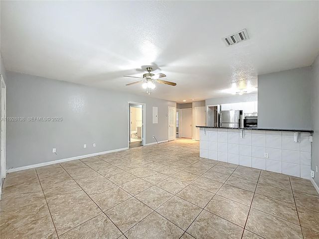 530 NE 34th St 1, Pompano Beach, FL 33064