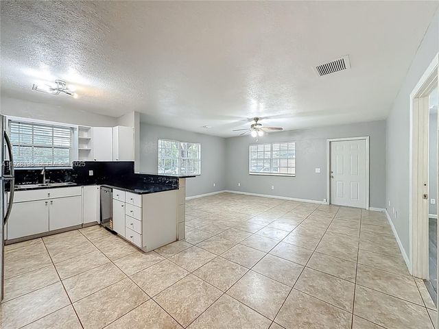 530 NE 34th St 1, Pompano Beach, FL 33064