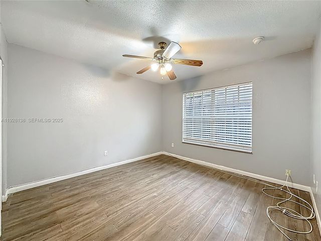 530 NE 34th St 1, Pompano Beach, FL 33064