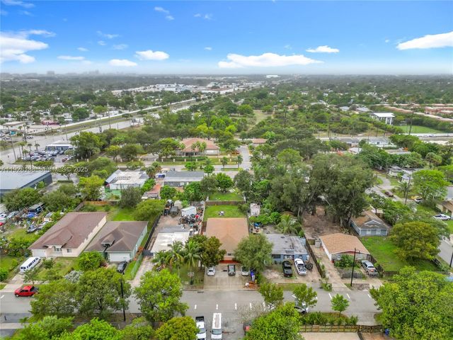 530 NE 34th St 1, Pompano Beach, FL 33064