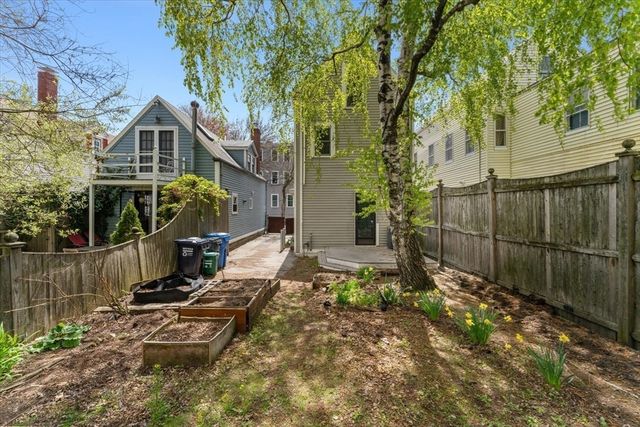 75 Winter St, Cambridge, MA 02141