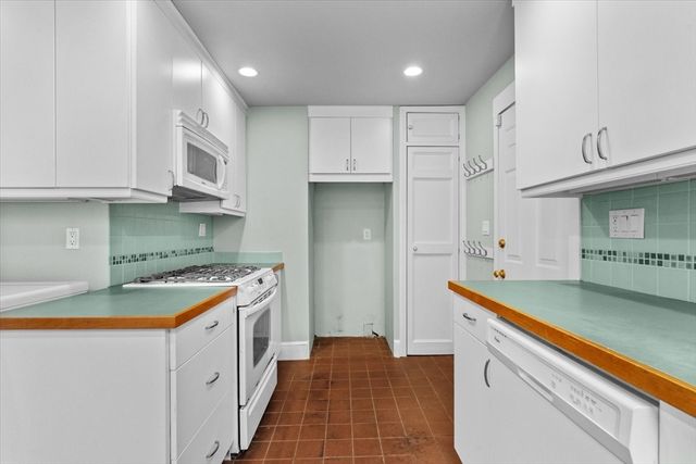 75 Winter St, Cambridge, MA 02141