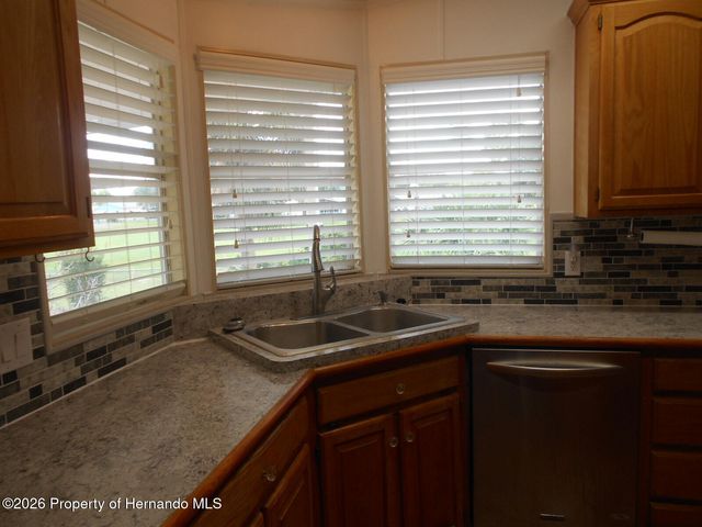7452 Dinsmore Street, Brooksville, FL 34613