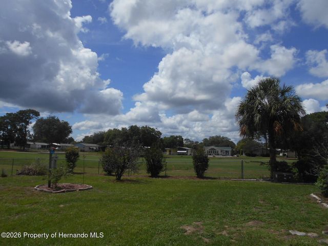 7452 Dinsmore Street, Brooksville, FL 34613