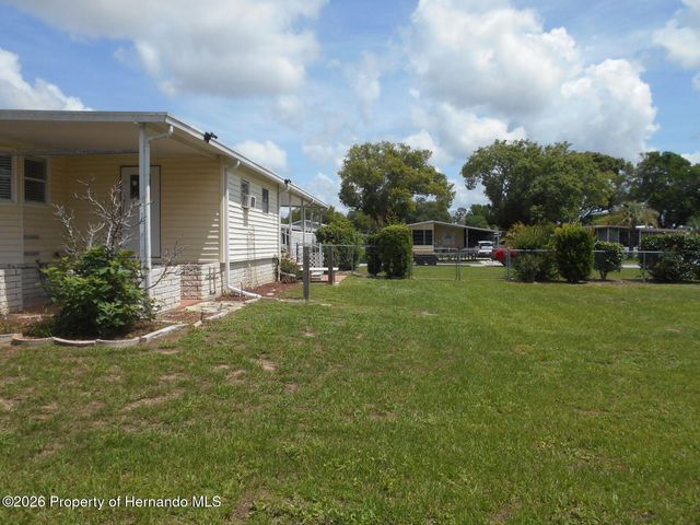 7452 Dinsmore Street, Brooksville, FL 34613