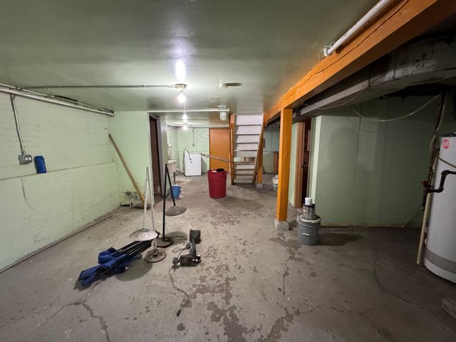 7142 S Damen Avenue, Chicago, IL 60636