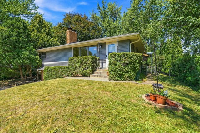 1101 Lynde Drive NE, Fridley, MN 55432