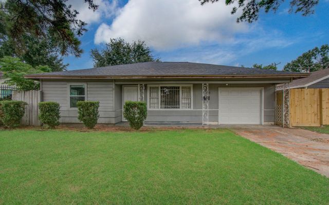 3626 Songwood Street, Houston, TX 77023