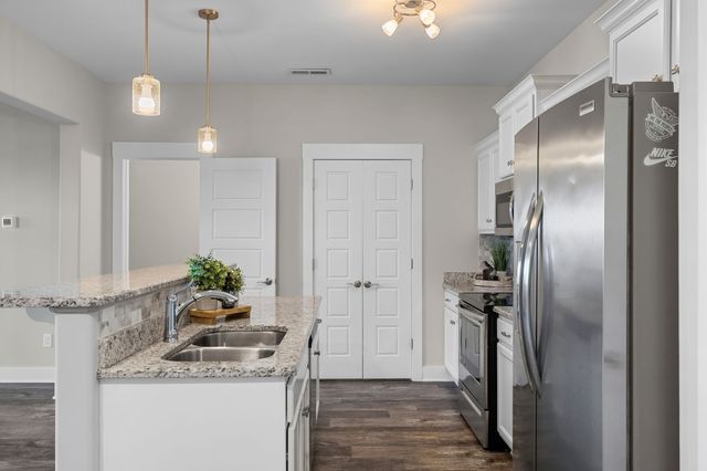 4114 Suntropic Lane, Murfreesboro, TN 37127
