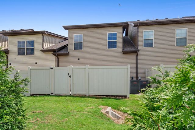 4114 Suntropic Lane, Murfreesboro, TN 37127