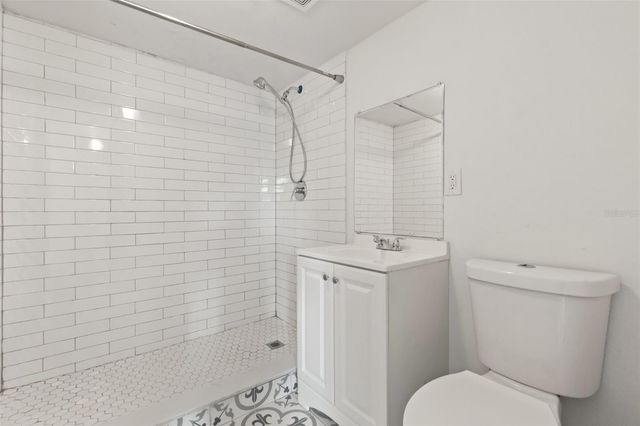 1039 WOODLAND AVENUE, Lakeland, FL 33801