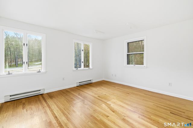 6 Heritage Lane, Simsbury, CT 06070