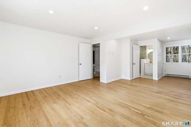 6 Heritage Lane, Simsbury, CT 06070