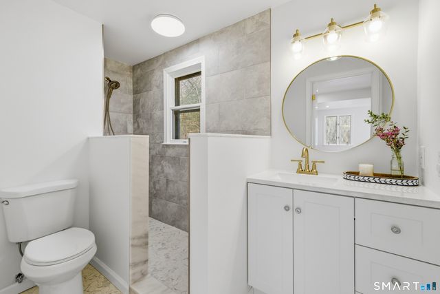 6 Heritage Lane, Simsbury, CT 06070