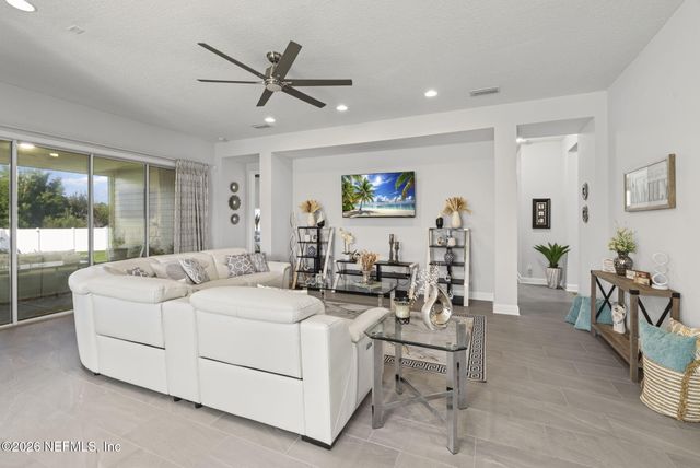 177 RAWLINGS Drive, St. Johns, FL 32259