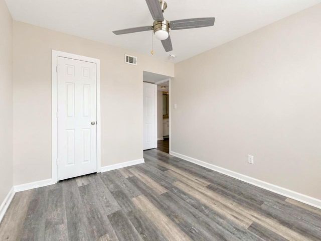 1824 Thonig Road 4, Houston, TX 77055