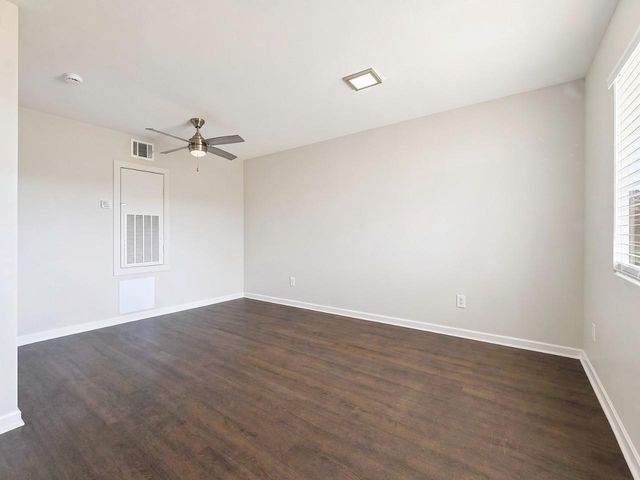 1824 Thonig Road 4, Houston, TX 77055