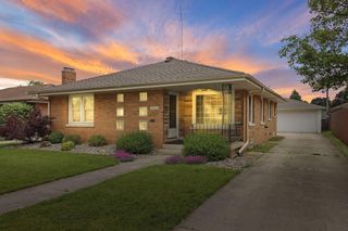 7631 38th AVENUE, Kenosha, WI 53142