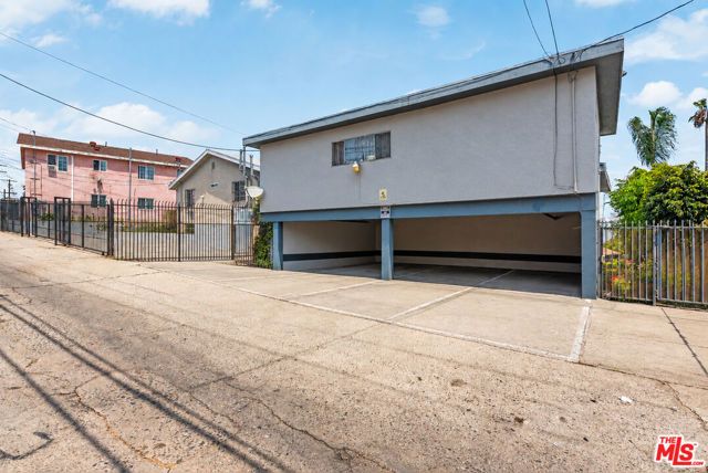 4822 Mascot Street, Los Angeles, CA 90019