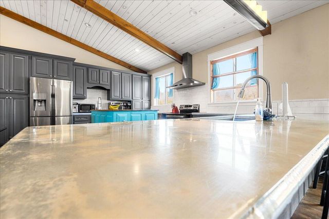 2655 Cripple Creek Road, Rockholds, KY 40759