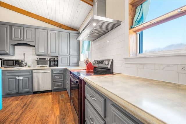 2655 Cripple Creek Road, Rockholds, KY 40759