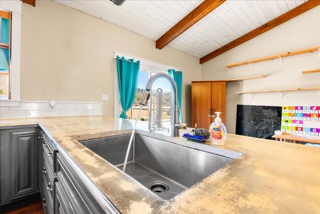 2655 Cripple Creek Road, Rockholds, KY 40759