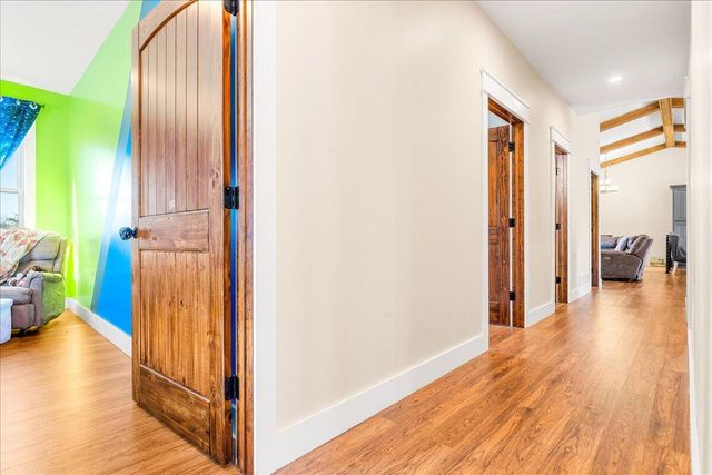 2655 Cripple Creek Road, Rockholds, KY 40759