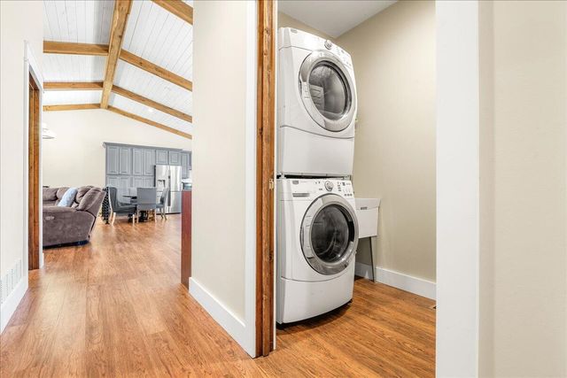 2655 Cripple Creek Road, Rockholds, KY 40759