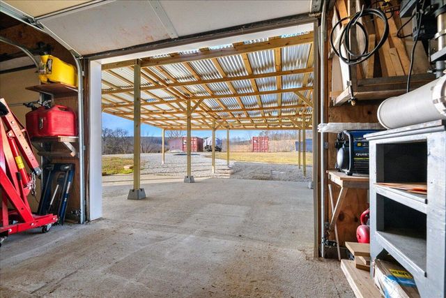 2655 Cripple Creek Road, Rockholds, KY 40759