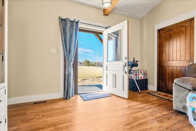 2655 Cripple Creek Road, Rockholds, KY 40759