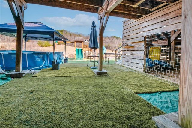 2655 Cripple Creek Road, Rockholds, KY 40759