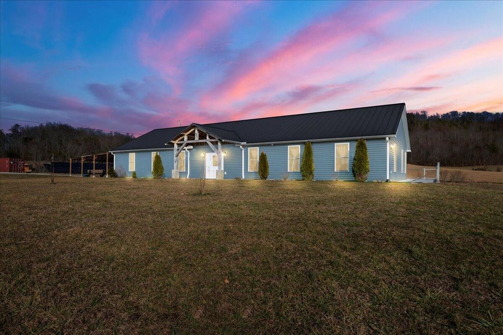 2655 Cripple Creek Road, Rockholds, KY 40759