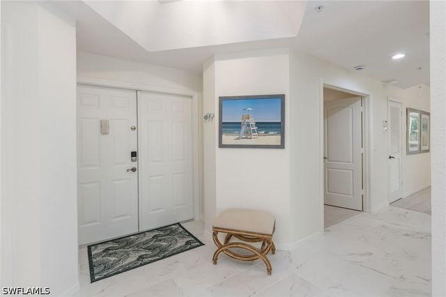 7693 Pebble Creek CIR 104, Naples, FL 34108