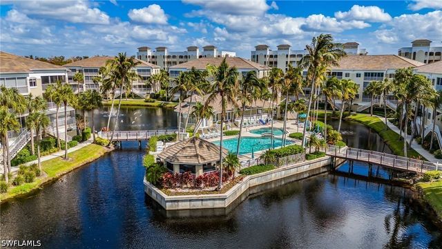 7693 Pebble Creek CIR 104, Naples, FL 34108
