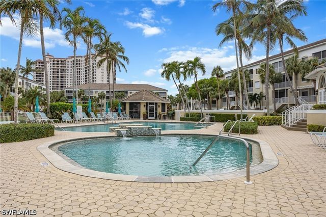 7693 Pebble Creek CIR 104, Naples, FL 34108