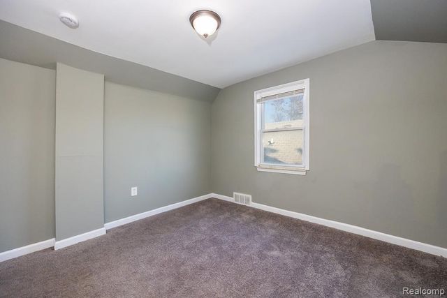 128 W Muir Avenue, Hazel Park, MI 48030