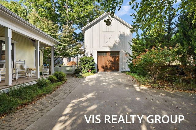 415 Howard Avenue, Grand Haven, MI 49417