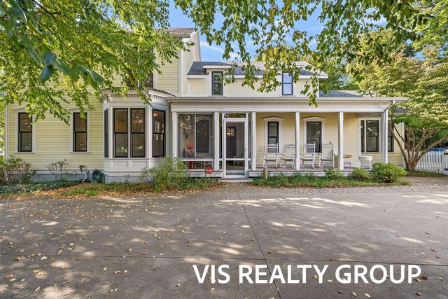 415 Howard Avenue, Grand Haven, MI 49417