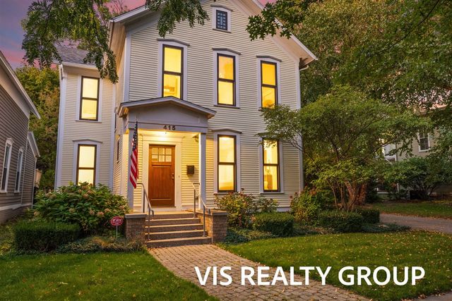 415 Howard Avenue, Grand Haven, MI 49417