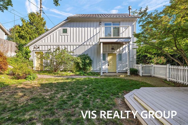 415 Howard Avenue, Grand Haven, MI 49417