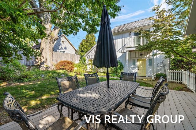 415 Howard Avenue, Grand Haven, MI 49417