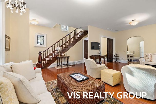 415 Howard Avenue, Grand Haven, MI 49417