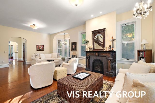 415 Howard Avenue, Grand Haven, MI 49417