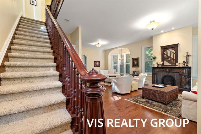 415 Howard Avenue, Grand Haven, MI 49417