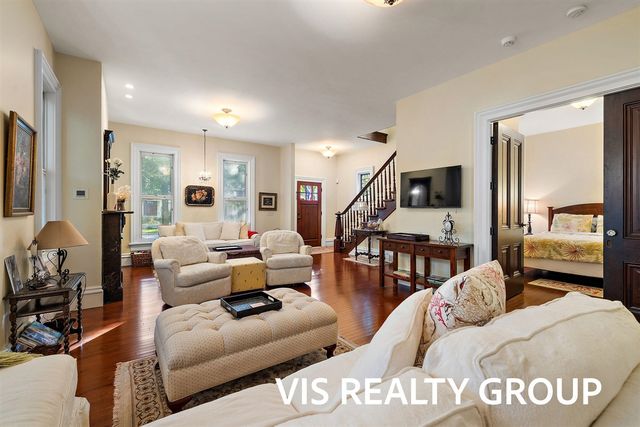 415 Howard Avenue, Grand Haven, MI 49417