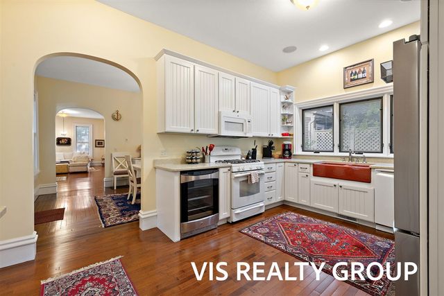 415 Howard Avenue, Grand Haven, MI 49417