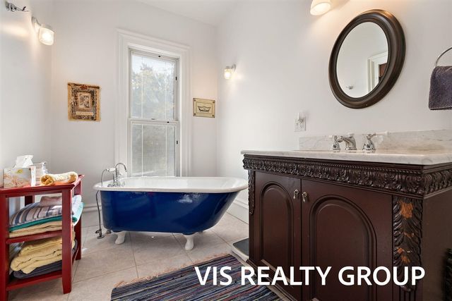 415 Howard Avenue, Grand Haven, MI 49417