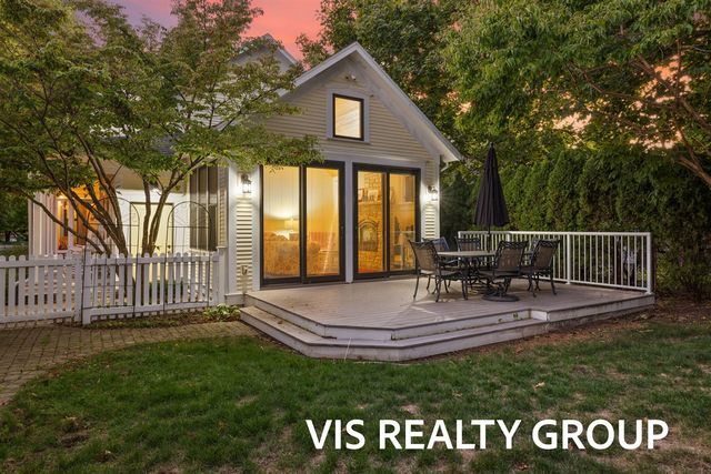 415 Howard Avenue, Grand Haven, MI 49417