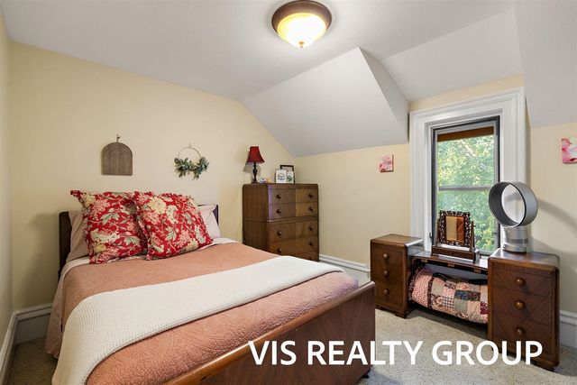 415 Howard Avenue, Grand Haven, MI 49417